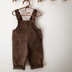 Little Clothing Co. Classic Chunky Corduroy Pocket Brown Overalls Size 1-2 year